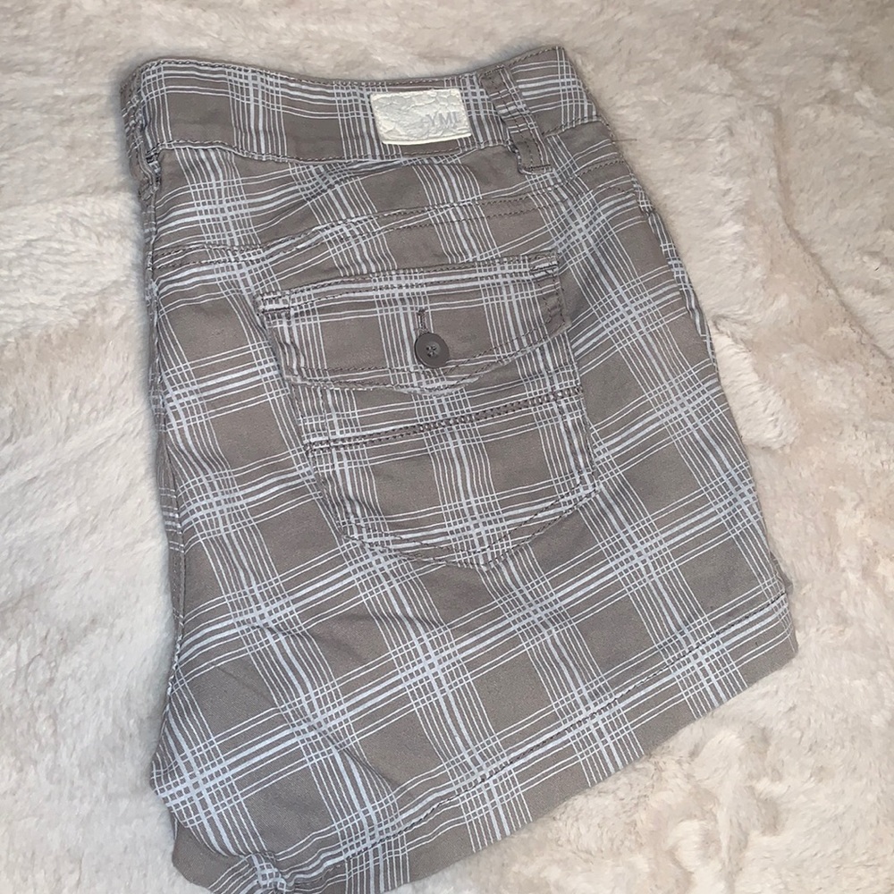 Size 20 YMI plaid shorts